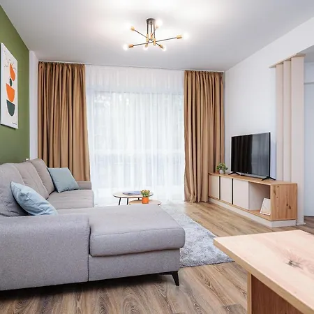 Green M By Onix Apartment *