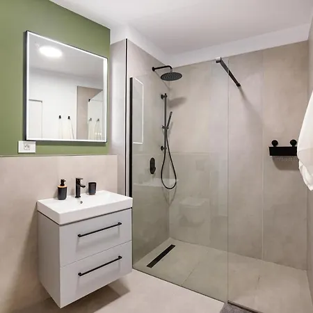Apartment Green M By Onix *